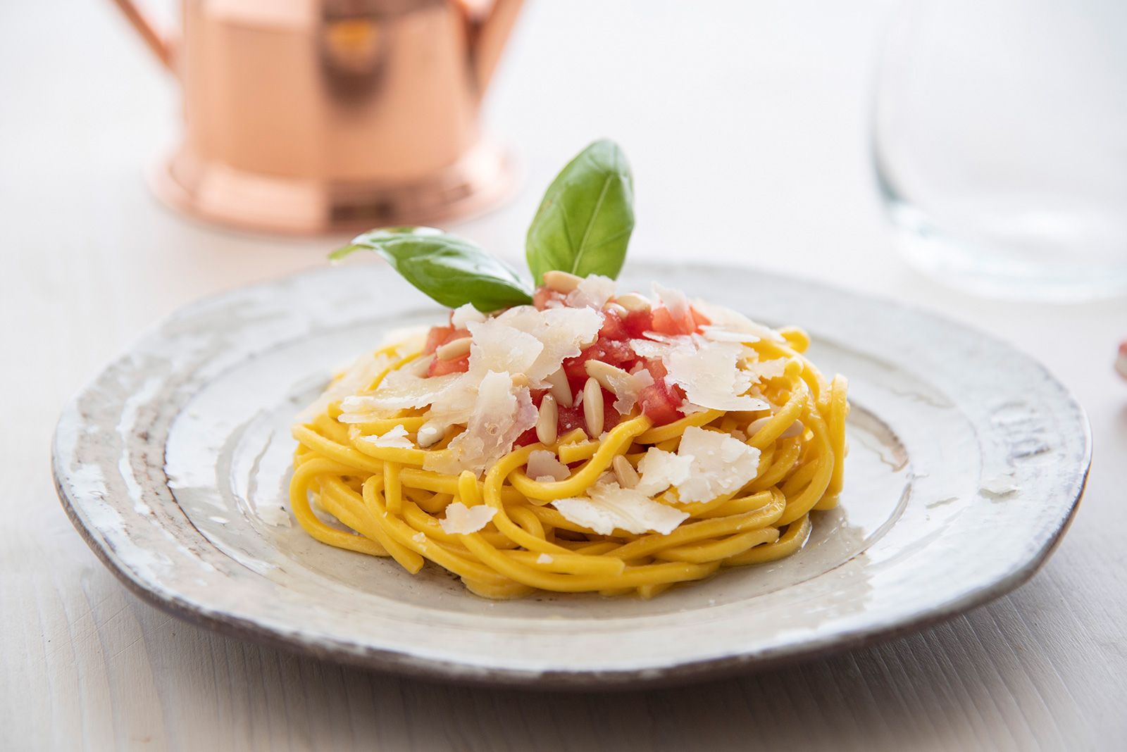 Ricetta Spaghetti alla chitarra con pomodoro e basilico Pasta di Venezia